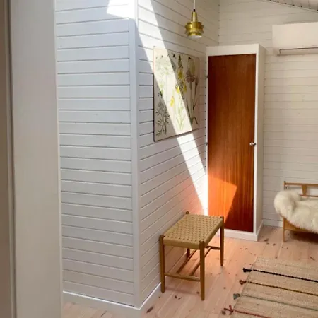 Semesterbostad Elegant Summer House Close To The And Forest Kalundborg